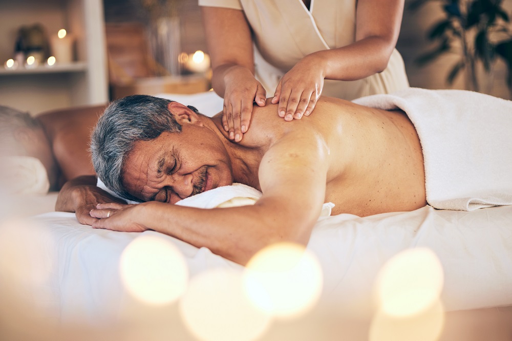 Benefits of deep tissue massage for chronic pain and posture improvement